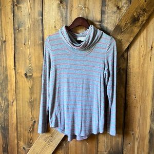 LOFT Women’s Size S Loose Fit Turtleneck
